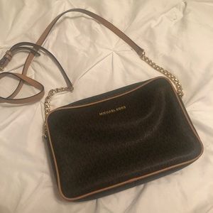 Michael Kors Large Jetset Crossbody